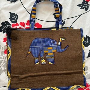 Solid tote bag African design